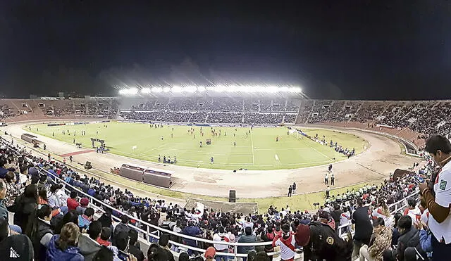 majestuoso. Estadio de la Unsa el año que pasó albergó a más de 240 mil hinchas que asistieron a los partidos de Melgar.