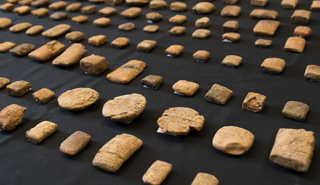 Antiguas tabletas cuneiformes mesopotámicas confiscadas en el aeropuerto de Heathrow en 2011