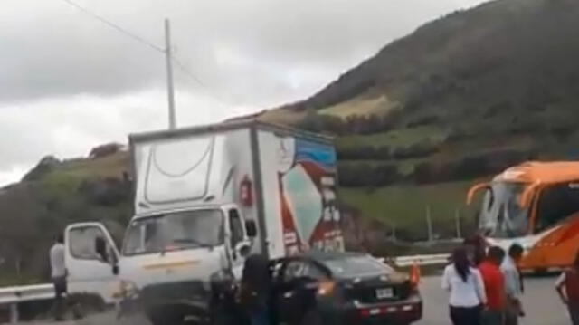 Accidente de tránsito en la carretera Celendín-Cajamarca  [VIDEO]