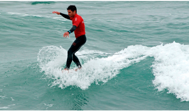 Benoit 'Piccolo' Clemente se quedó con la medalla de oro en surf, en la modalidad longboard. | Foto: GLR