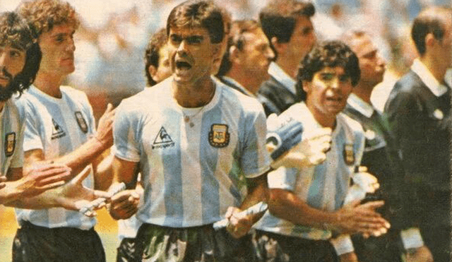 Diego Maradona - Tata Brown
