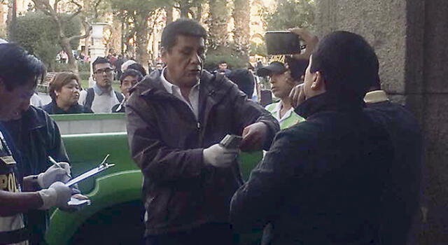 Fiscalía revisa audios y textos de presunto chantaje a candidato de Arequipa