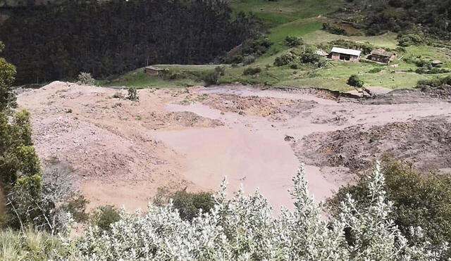 Huaico deja 15 familias damnificadas y cultivos arrasados