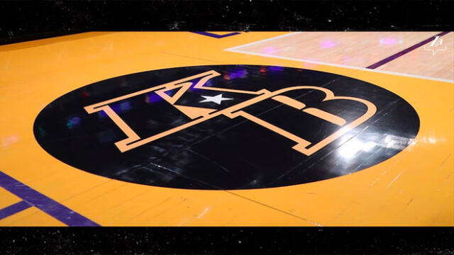 Homenaje a Kobe Bryant: los Lakers regalan 20 000 camisetas del exbasquetbolista en el Staples Center
