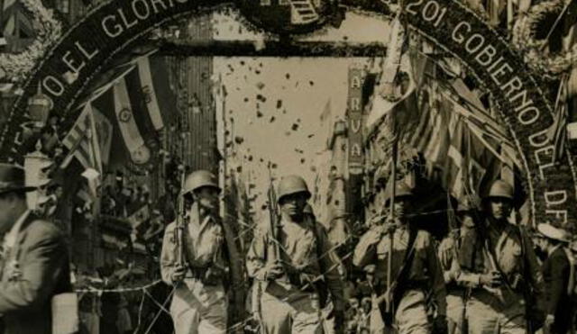Soldados del Escuadrón 201 regresando a México cuando se anunció el fin de la Segunda Guerra Mundial en 1945. Foto: Archivo El Universal.