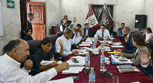 Consejo Regional de Arequipa tendrá 14 comisiones de trabajo 