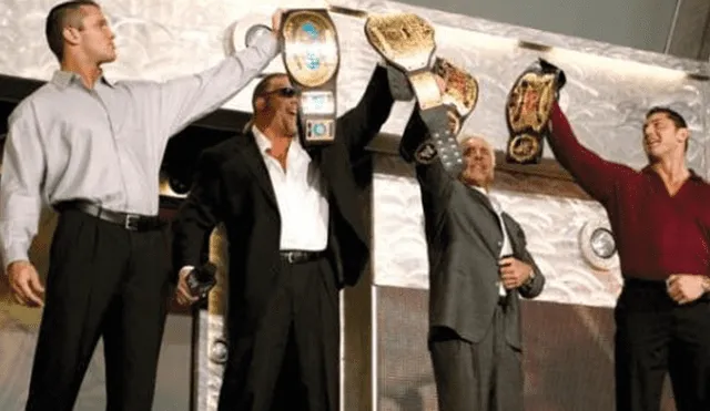 WWE: Evolution regresa a la empresa por una sola noche