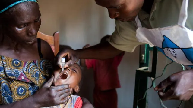 África fue declarada territorio libre de polio salvaje por un organismo independiente encargado de certificar la erradicación del virus. Foto: AFP