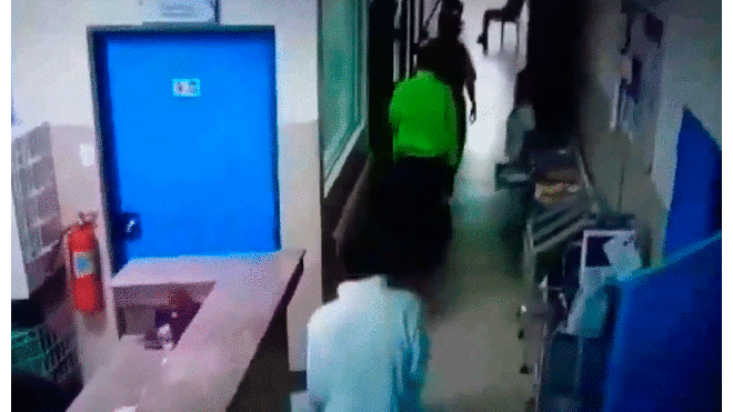 Delincuentes disfrazados de policía y doctor ingresan a hospital y matan a reo [VIDEO]