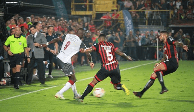 Alajuelense y Saprissa igualaron 1-1 en el ‘Clásico’ de la Primera División de Costa Rica [RESUMEN]