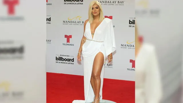 Karol G es atacada en Facebook tras usar peluca en los Latin Billboard [VIDEO]