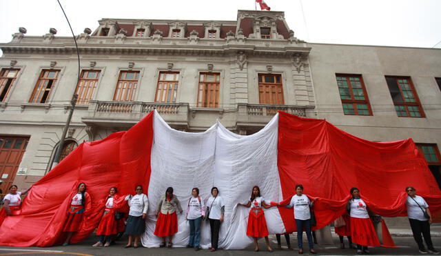 La mayoría de denunciantes son mujeres indígenas andinas y amazónicas, campesinas y de zonas urbano populares en situación de pobreza que esperan justicia por más de dos décadas. Foto: La República