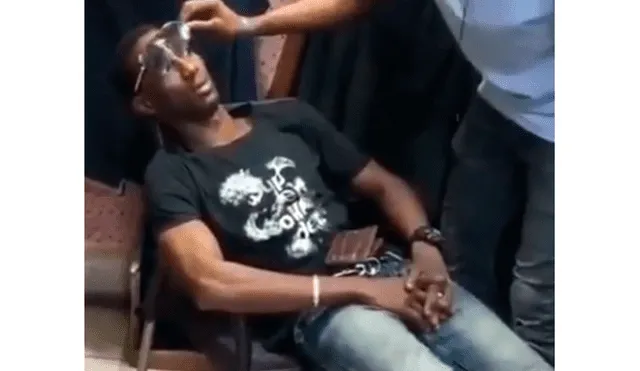 Delincuente intenta quitar la billetera de joven que creía dormido pero se lleva una lección [VIDEO]