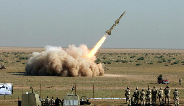 Irán: Guardia Revolucionaria lanza misiles contra Estado Islámico