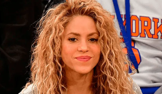 Shakira se gradúa en filosofía antigua y lo presume en Instagram