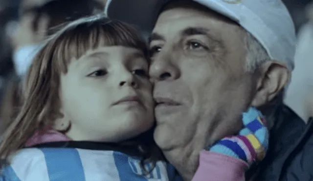 Comerciales de fútbol en el Día del Padre. | Foto: captura de YouTube