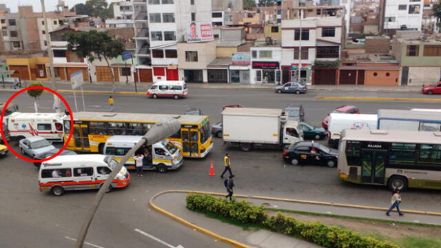 San Miguel: vehículos impiden paso de ambulancia