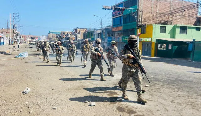 Arequipa. soldados estarán en las vías para garantizar el tránsito libre por Navidad. Foto Ejército del Perú.
