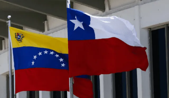 Chile calificado de "racista y restrictivo" por visado hacia venezolanos y haitianos