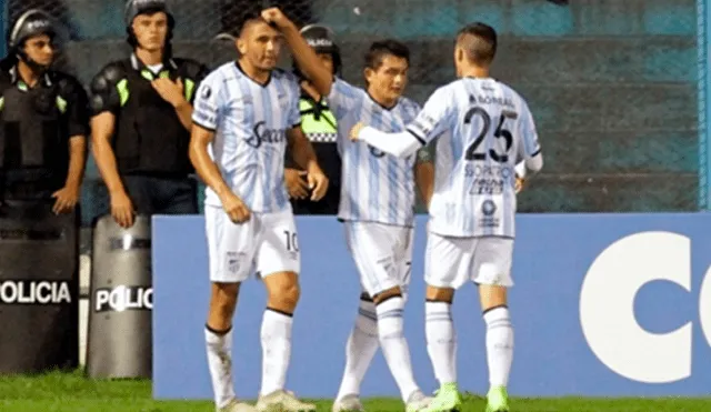 Con Luis Abram, Vélez derrotó 2-0 a Atlético Tucumán por Superliga Argentina [RESUMEN]