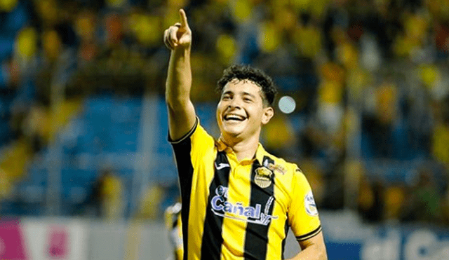 Jhow Benavidez es jugador del Real España de Honduras.