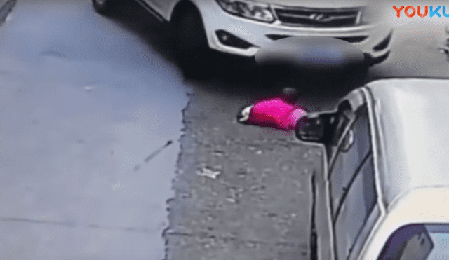 YouTube: niña de 2 años sobrevive a atropello gracias a su ropa [VIDEO]