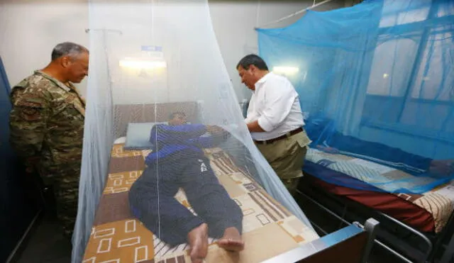 Ministro de Defensa visitó a oficiales de la FAP que contrajeron dengue en Piura