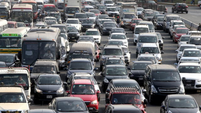 Panamericana Sur: usuarios reportan gran congestión vehicular 