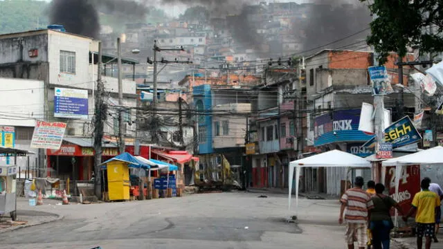 Brasil: menor fallece tras bala perdida durante operación policial en una favela de Río de Janeiro