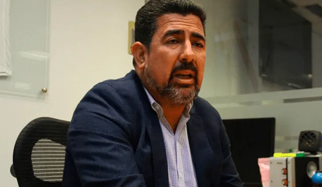 Carlos Moreno se reunirá esta semana con el plantel de Universitario buscando reducción de sueldos. | Foto: GLR