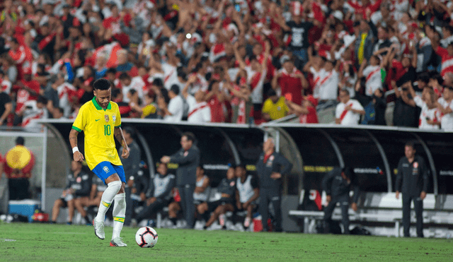 Contra todo pronóstico, la selección peruana derrotó a su similar de Brasil, que tuvo la presencia de Neymar. | Foto: EFE