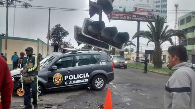 Taxi choca contra patrullero en Tacna [VIDEO] 