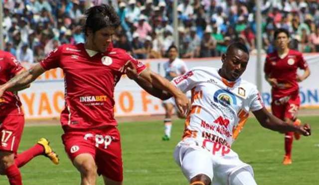 Universitario perdió 4-2 frente a Ayacucho y se complica en la tabla acumulada [RESUMEN]