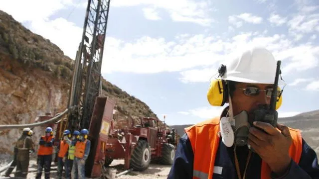 Ministro de Energía y Minas interviene por problemas con minera en Moquegua
