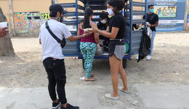 Coronavirus: regalan almuerzos a familaires de pacientes hospitalizados Piura