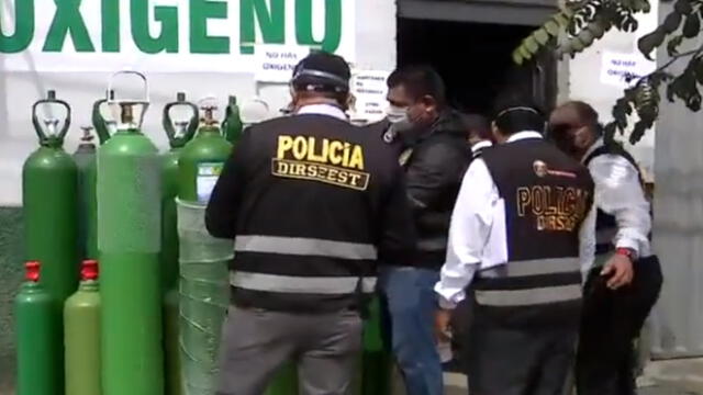 Policías incautaron balones y procedieron con la clausura del local. (Foto: Captura de video / Canal N)
