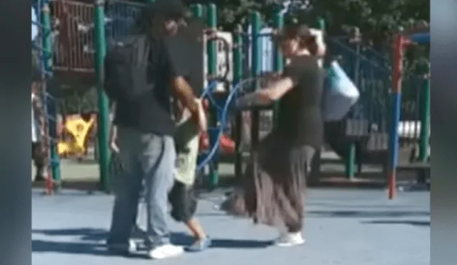 YouTube: mujer patea a su hijastro y alienta a su hija para que pelee contra él [VIDEO]
