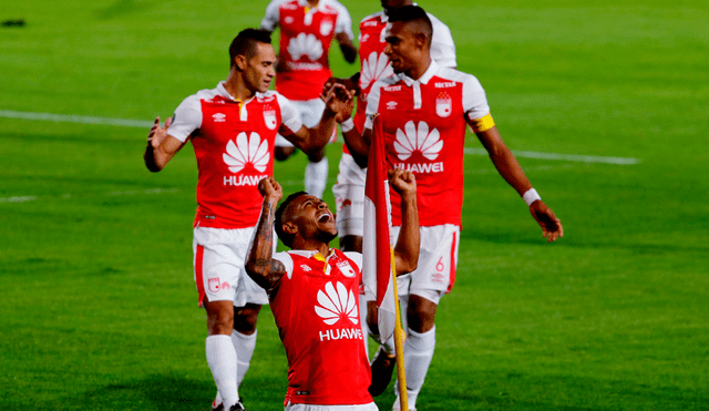 Santa Fe venció 3-0 a Wanderers y clasificó a fase de grupos de la Copa Libertadores 