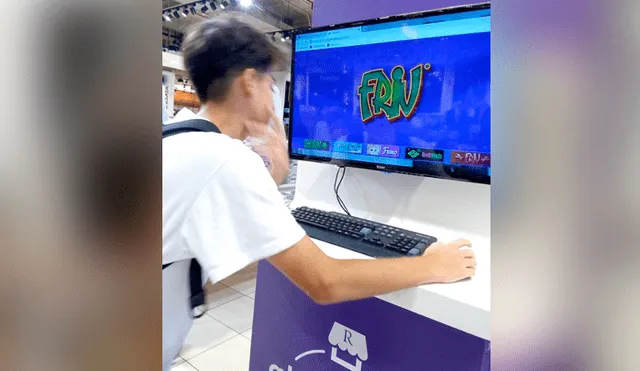 Facebook viral: joven capta a peruana revisando su FB en PC de conocida tienda de ropa [FOTOS]