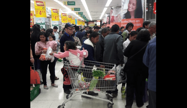 Censo 2017: ciudadanos abarrotan supermercados a pocas horas del empadronamiento
