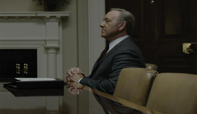 House of Cards: Frank Underwood le pide ayuda a presidente latinoamericano [VIDEO]