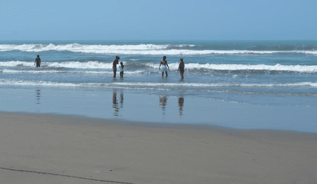 Pobladores de Puerto Morín encontraron el cadáver de un hombre en su playa.