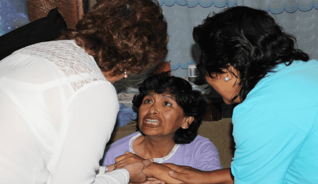 Enfermeras evitan el despido injusto de su colega en el hospital de Huaycán