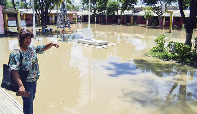 Alcalde Catacaos pide acelerar la reconstrucción de 22 escuelas afectadas