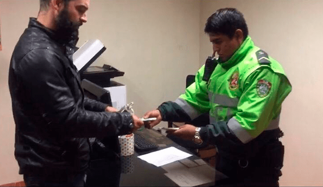 Surco: Cajero manipulado por delincuentes no permitía entregar dinero [VIDEO]