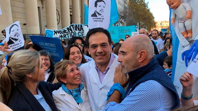 Argentina: Marchan a favor del médico condenado por impedir aborto