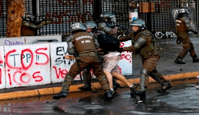 Chile: denuncian la detención ilegal de dos fotoperiodistas durante las protestas