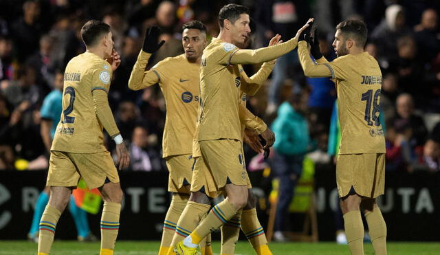 Robert Lewandowski anotó el 2-0 ante Ceuta. Foto: AFP