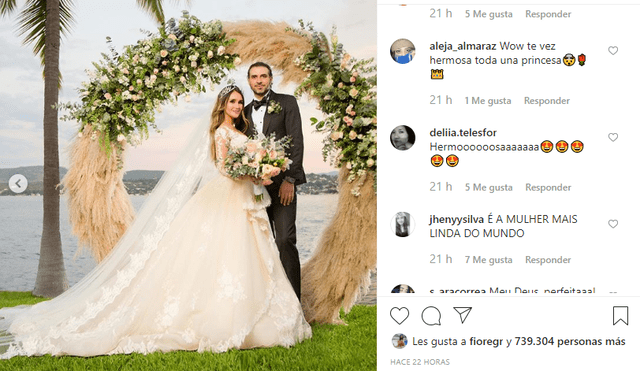 Dulce María revela fotos inéditas de su boda con Paco Álvarez 