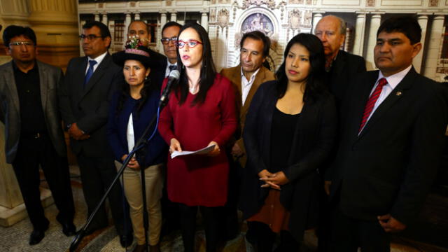 Nuevo Perú anuncia censura contra Martens si es que no presenta su renuncia